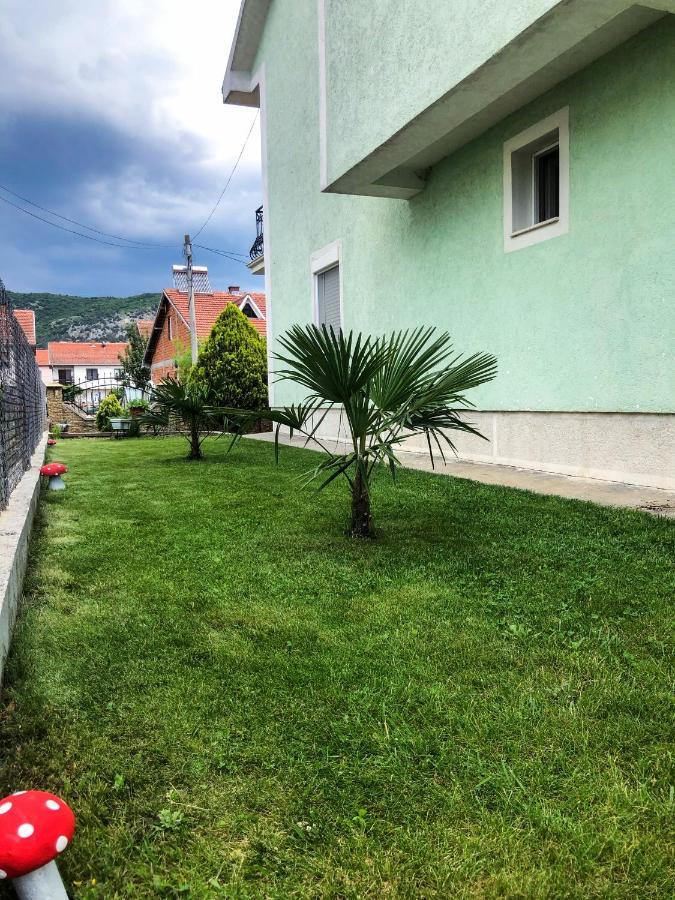 Asteris Apartments Демир Капия Екстериор снимка